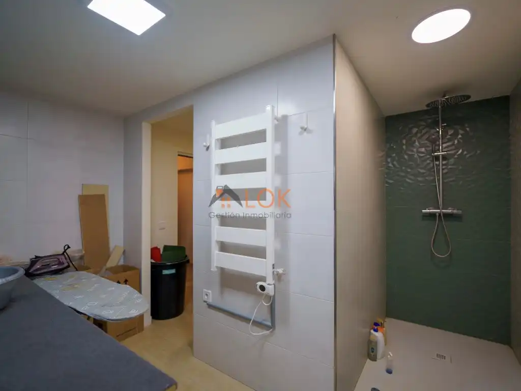 Bathroom of Commercial properties for sale in Torremolinos