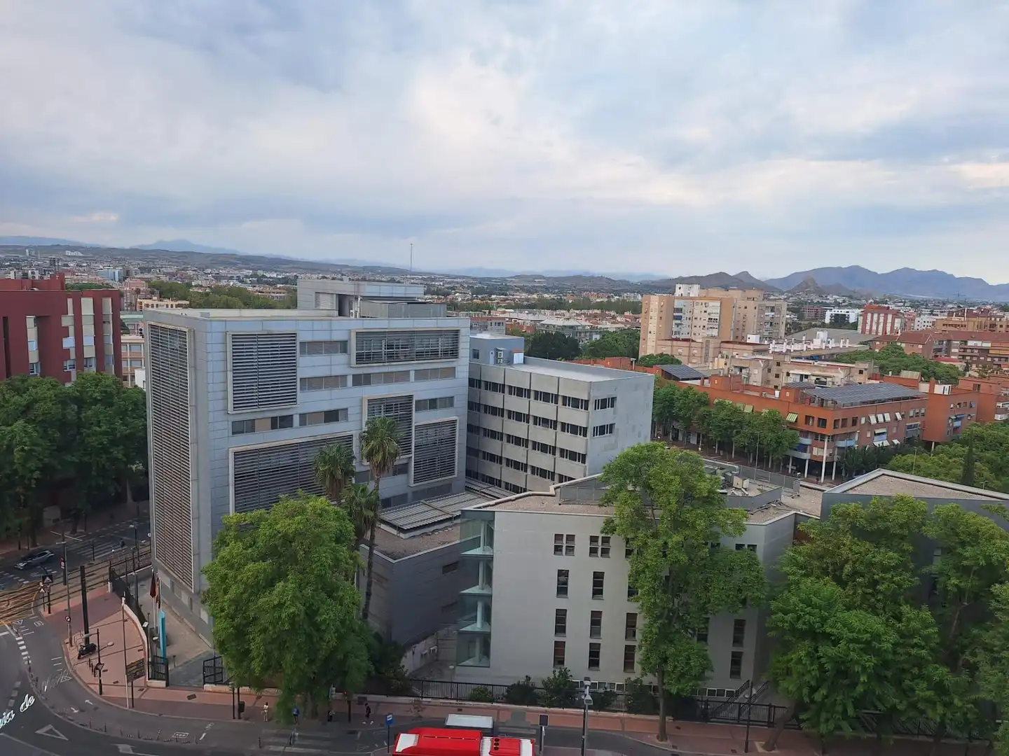 Flat with terrace to rent in Centro