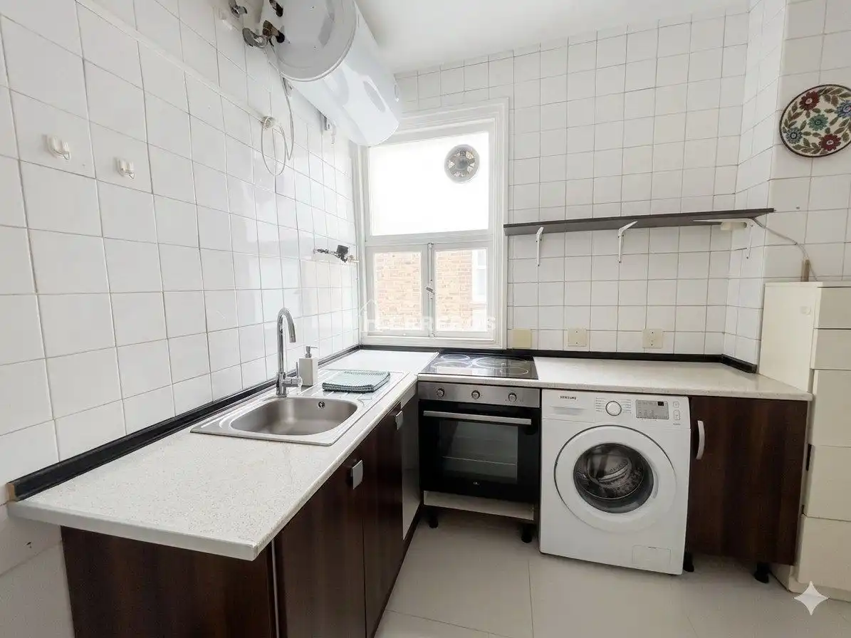 Cocina de Piso en venta en  Logroño con Calefacción, Parquet y Terraza