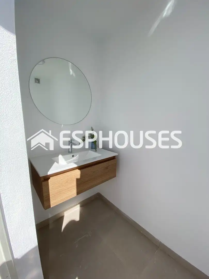 Baño de Ático en venta en Pilar de la Horadada con Aire acondicionado, Terraza y Balcón