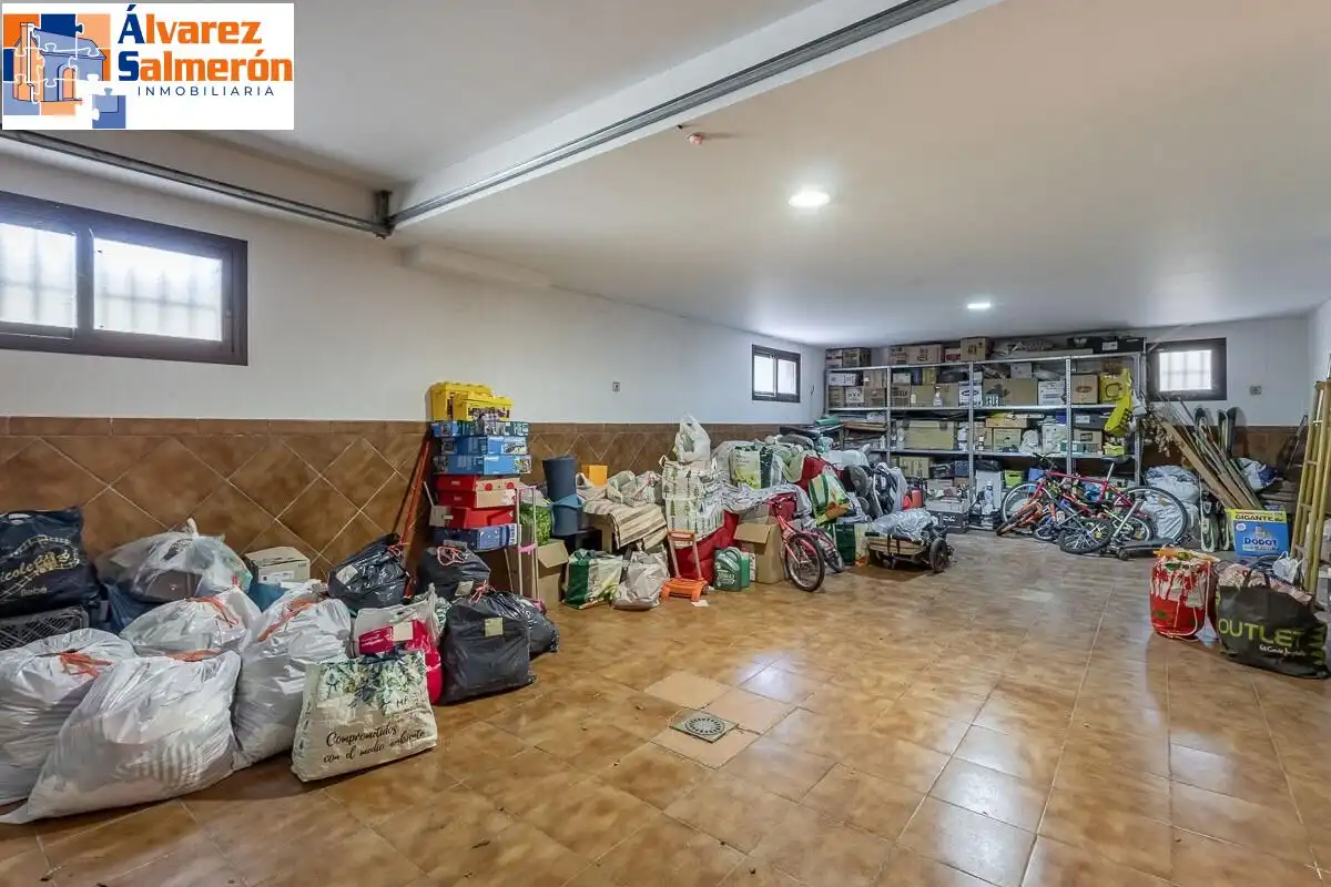 Casa con jardín en venta en Calle MARIANA PINEDA, imagen 50