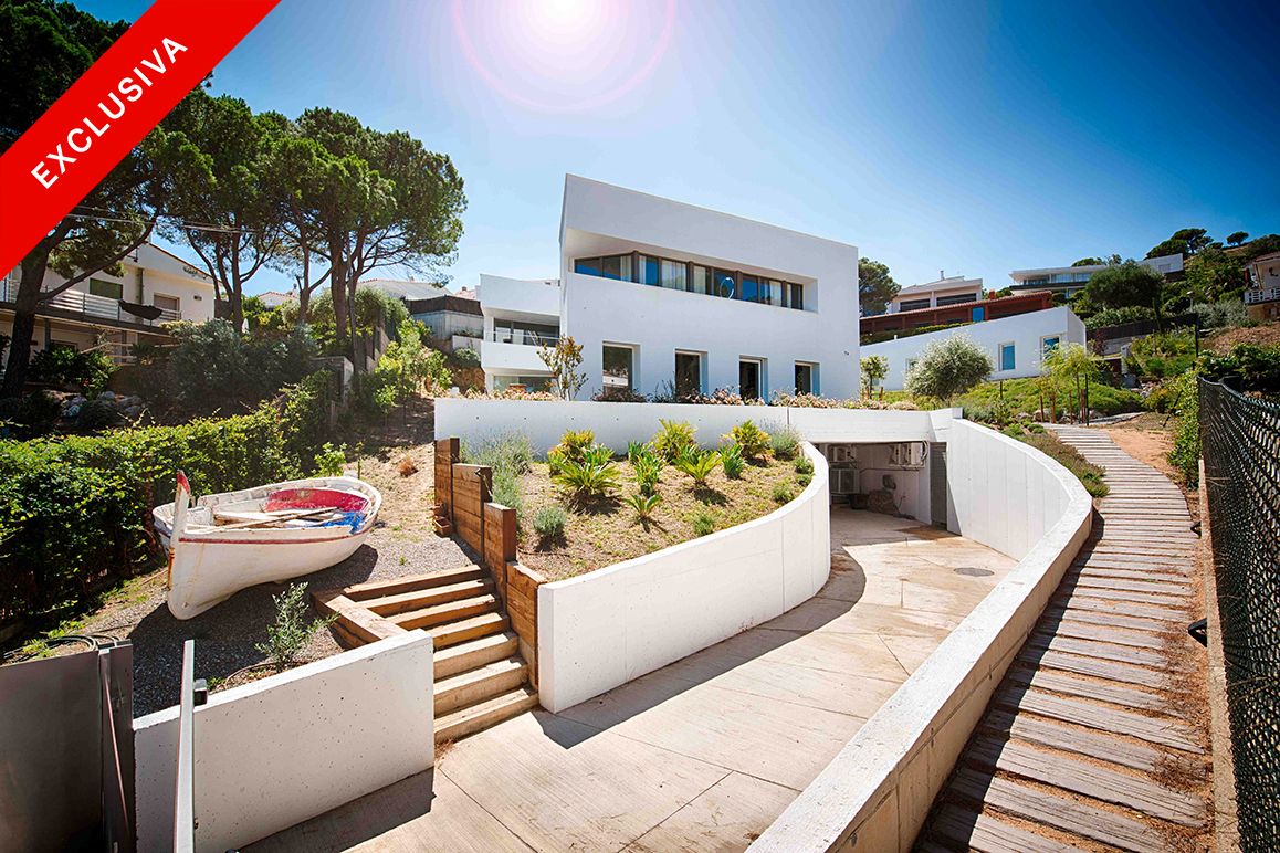 Exterior view of House or chalet for sale in El Port de la Selva  with Heating, Private garden and Terrace