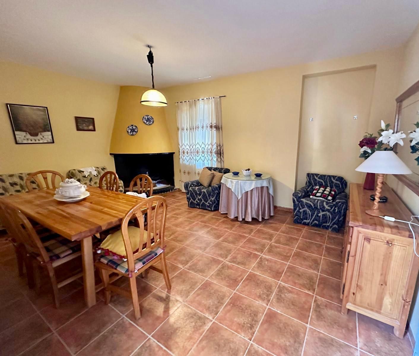 Menjador de Casa o xalet en venda en  Albacete Capital amb Traster, Moblat i Forn