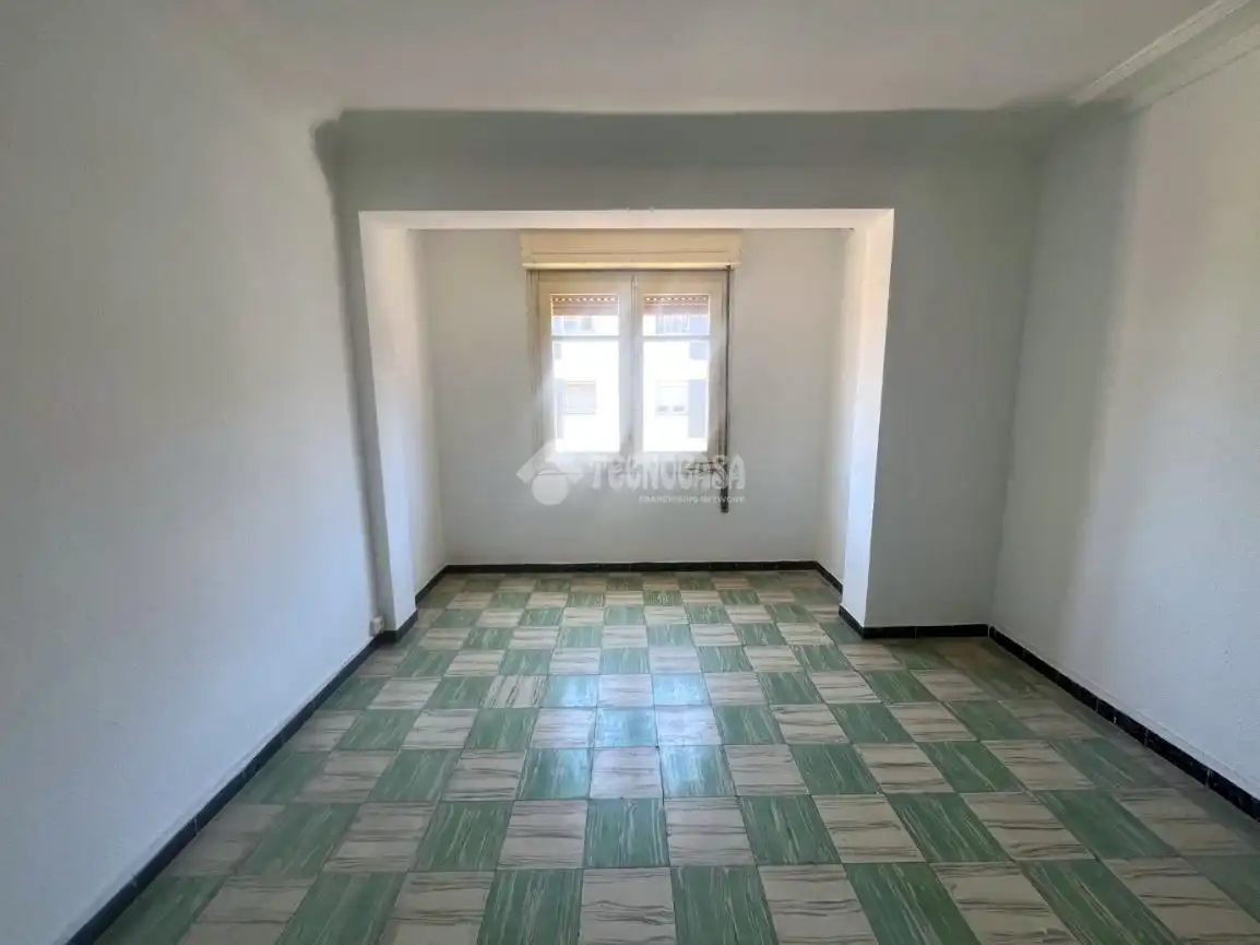 Bedroom of Flat for sale in Zaragoza  with Balcony