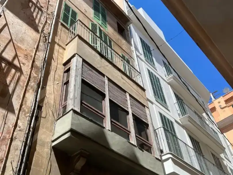 Vista exterior de Casa adosada en venta en  Palma de Mallorca con Balcón