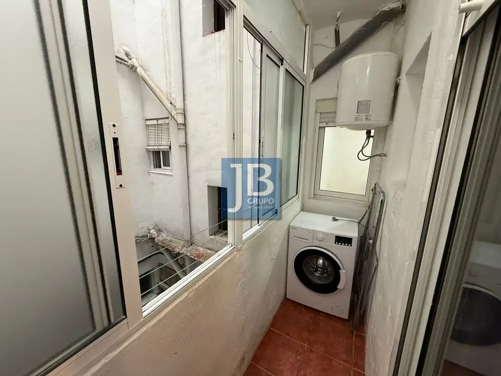 Flat for sale in Carrer de la Reina, imagen 7