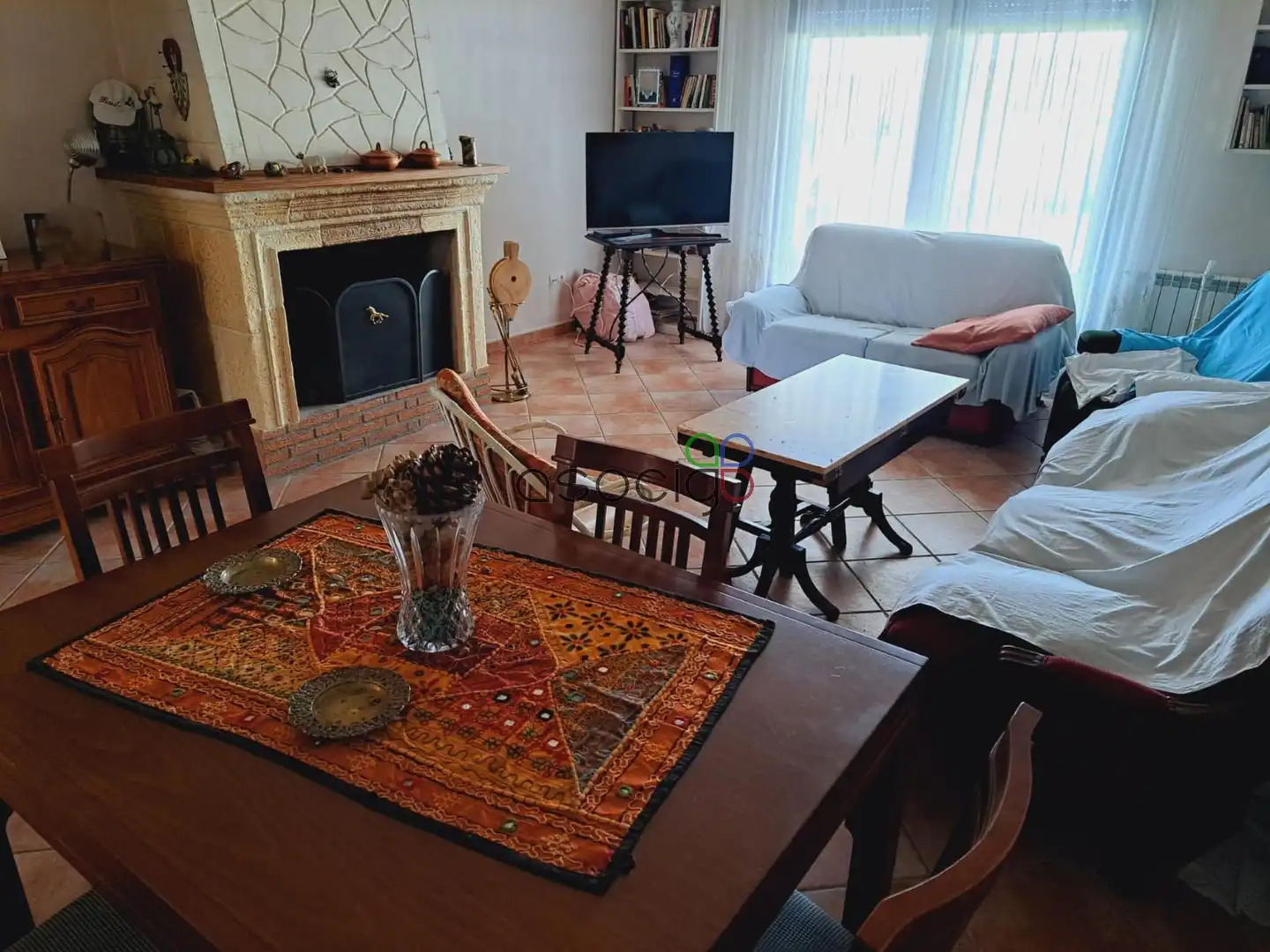 Sala de estar de Casa o chalet en venta en Solanillos del Extremo con Calefacción, Trastero y Piscina