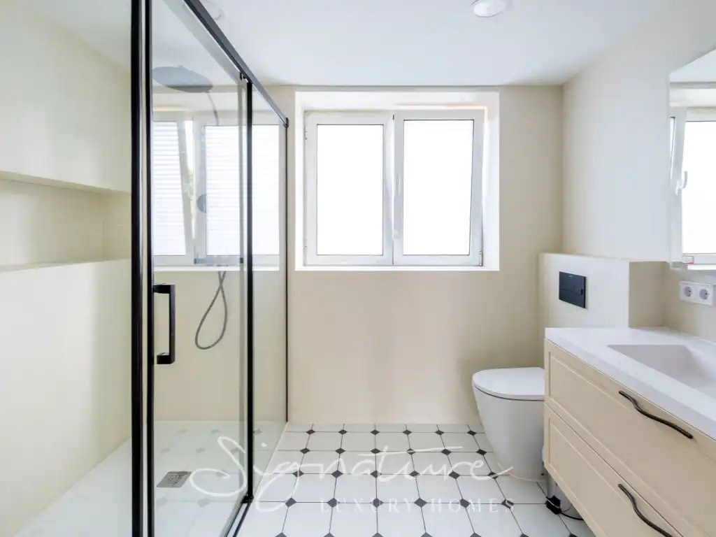Baño de Casa o chalet de alquiler en Sant Cugat del Vallès con Aire acondicionado, Jardín privado y Terraza