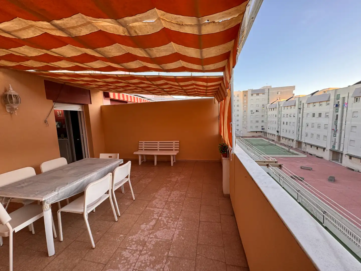 Terraza de Dúplex en venta en Cádiz con Terraza, Trastero y Amueblado
