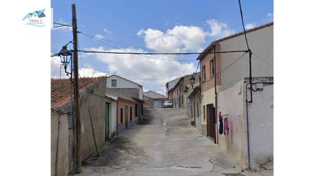 Casa-chalet en Venta en Calle VISTILLAS en Madrigal de las Altas Torres