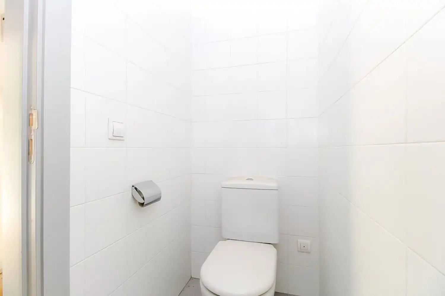 Bathroom of Commercial properties for sale in Ciudad Real  with Air Conditioner