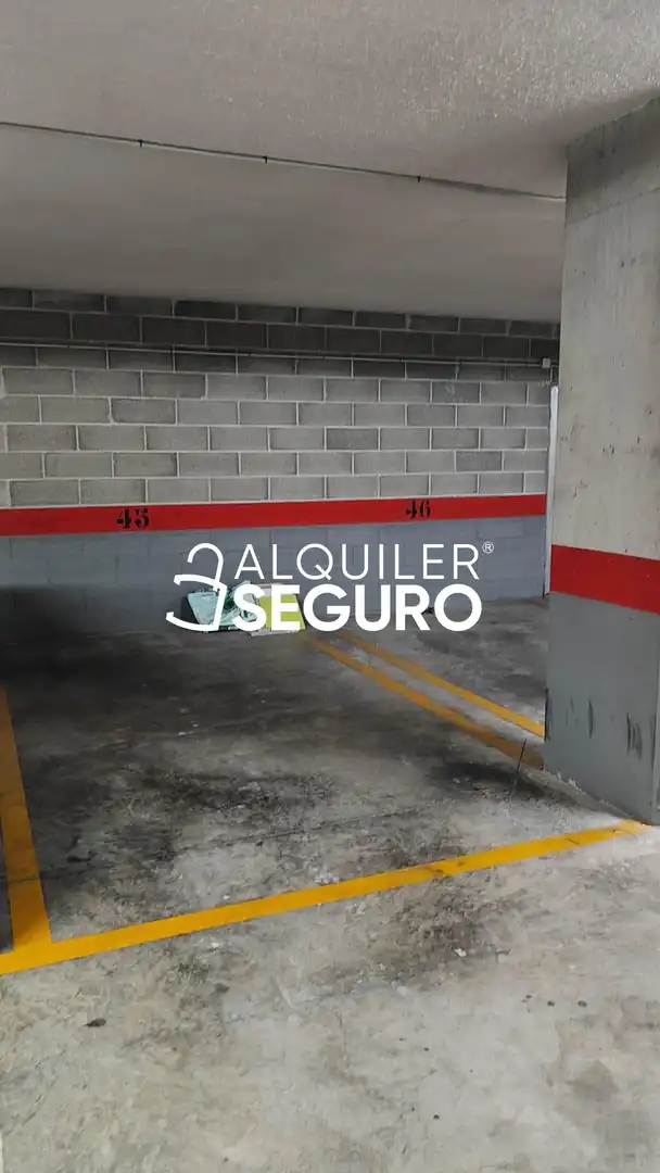 Parkplatz von Dachboden zur Miete in Sagunto / Sagunt mit Klimaanlage, Terrasse und Abstellraum