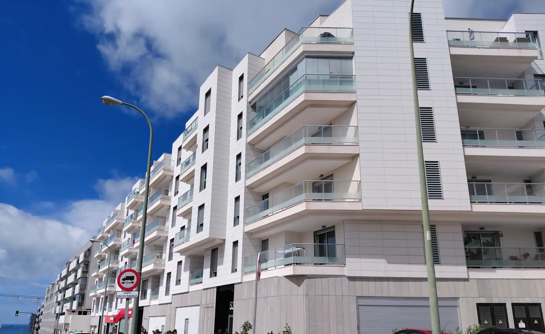 Vista exterior de Apartament de lloguer en Las Palmas de Gran Canaria amb Parquet, Traster i Moblat