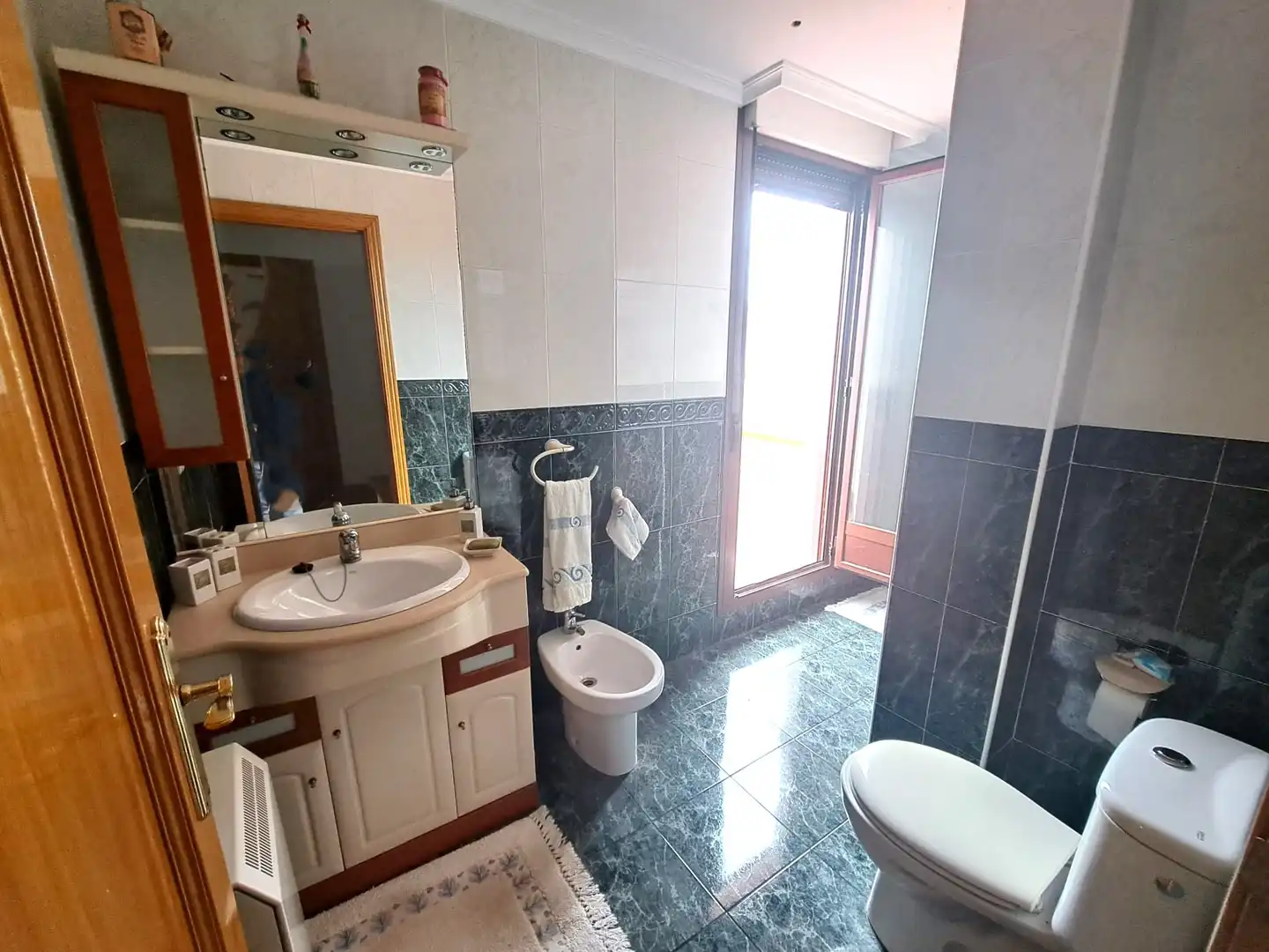 Bathroom of Flat for sale in Zarratón, La Rioja