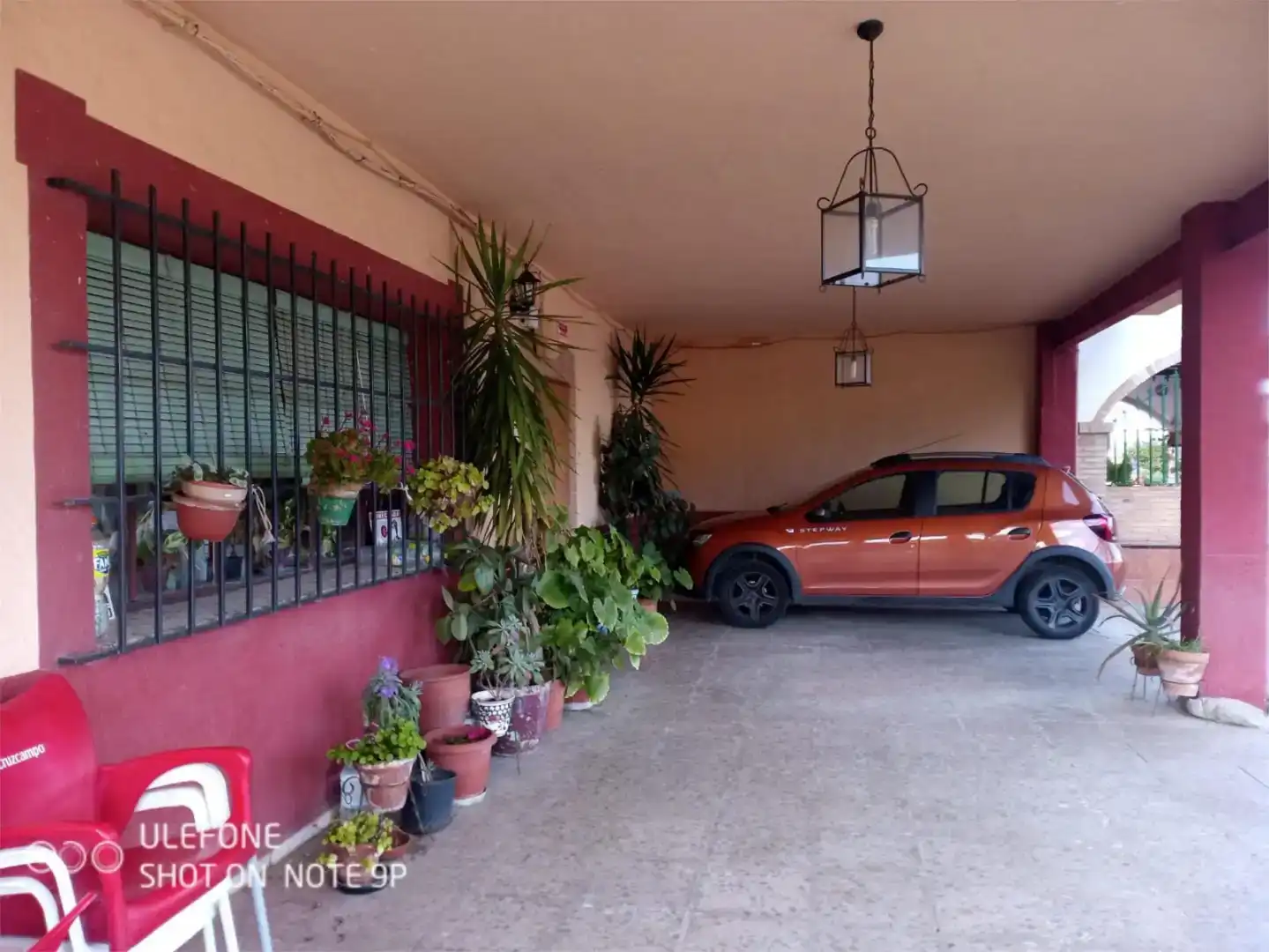 Vista exterior de Finca rústica en venda en Linares amb Aire condicionat i Balcó