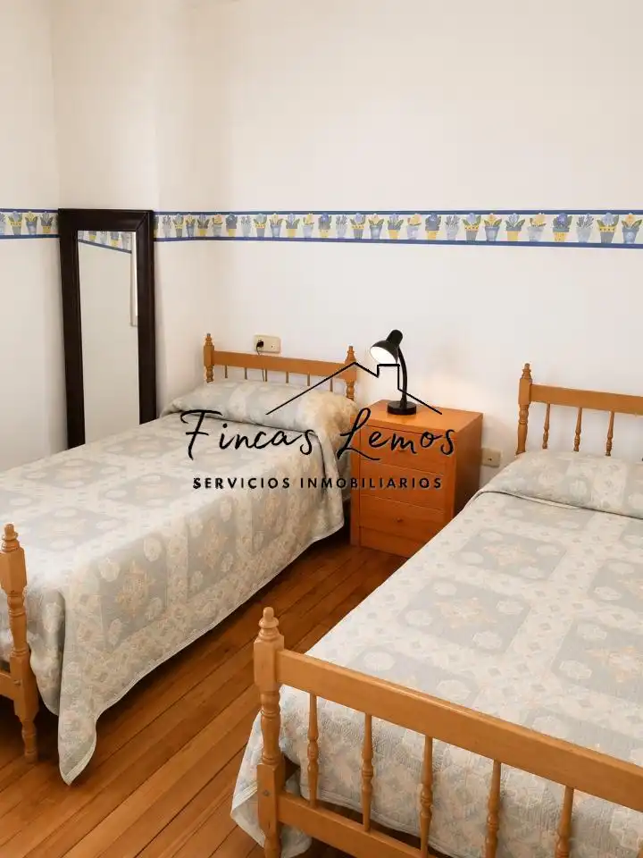 Flat for sale in Vimianzo  with Heating, Parquet flooring and Furnished