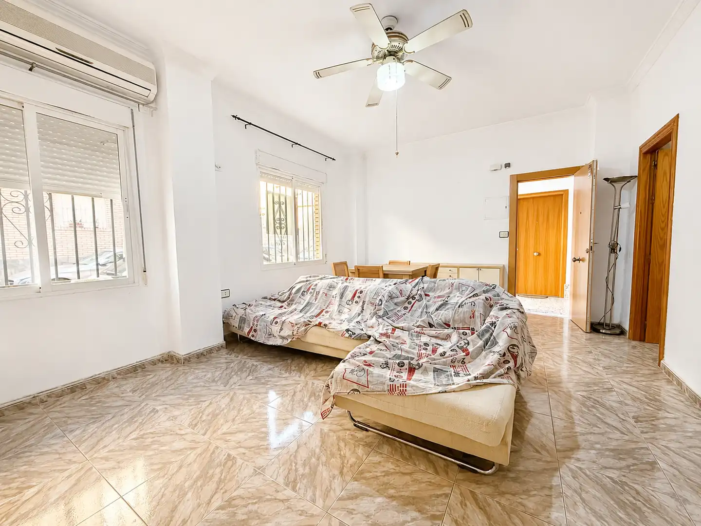 Sala de estar de Planta baja en venta en Mazarrón con Amueblado