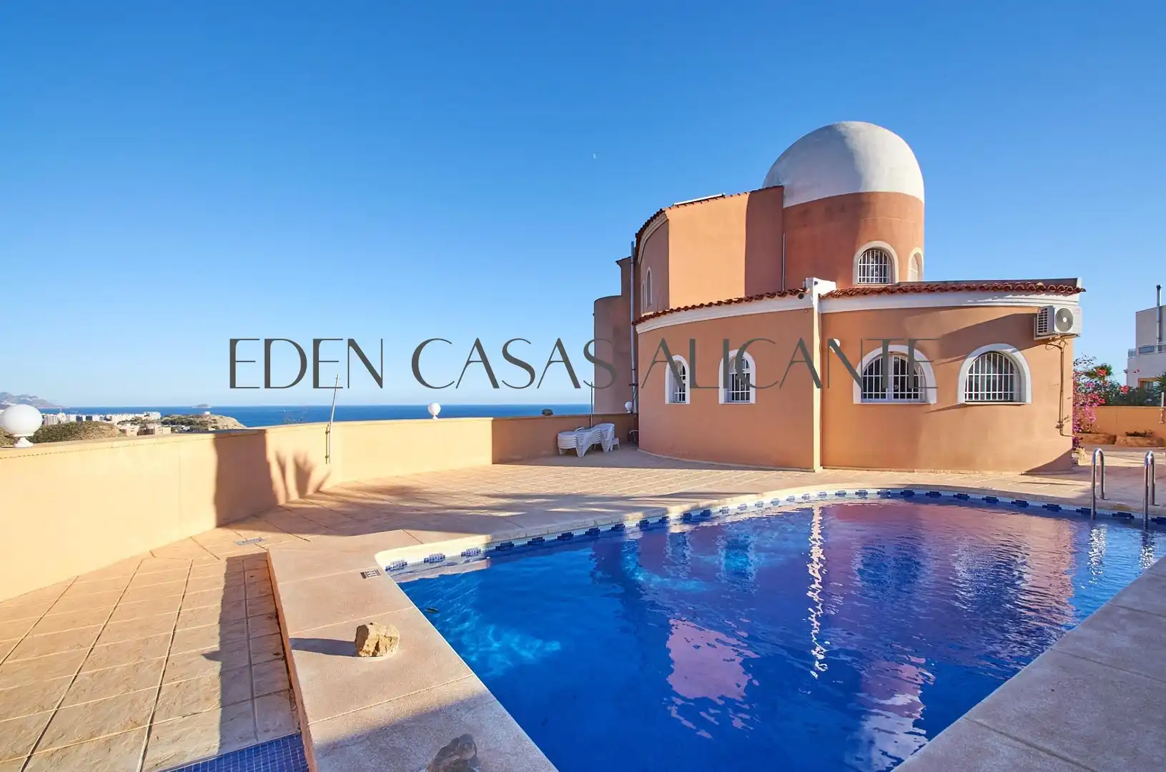 Swimming pool of Houses for sale in Villajoyosa / La Vila Joiosa  with Air Conditioner, Private garden and Terrace