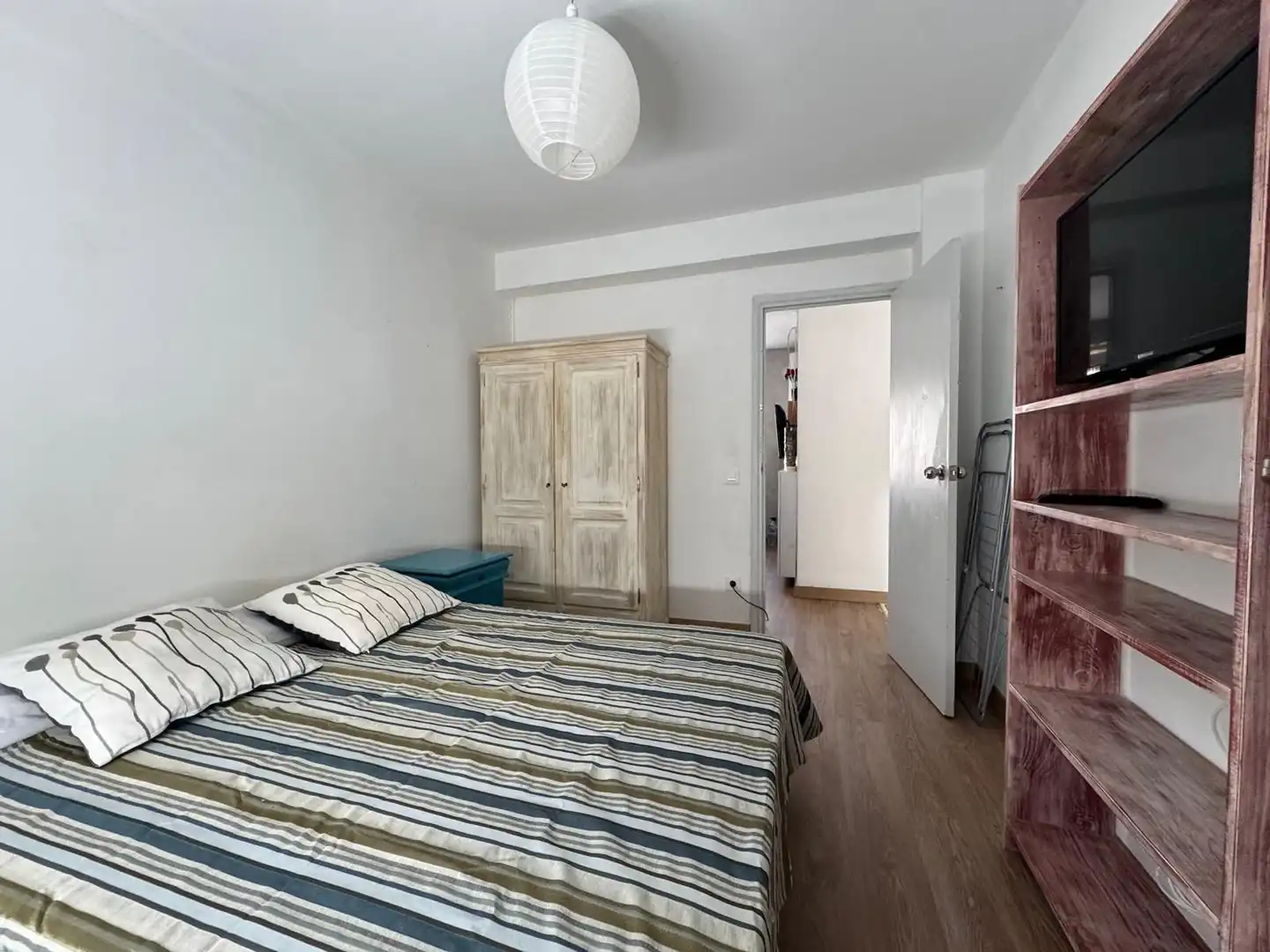 Bedroom of Flat for share in Culleredo