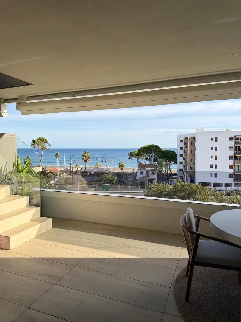 Terrasse von Dachboden zum Verkauf in Cambrils mit Klimaanlage, Terrasse und Schwimmbad