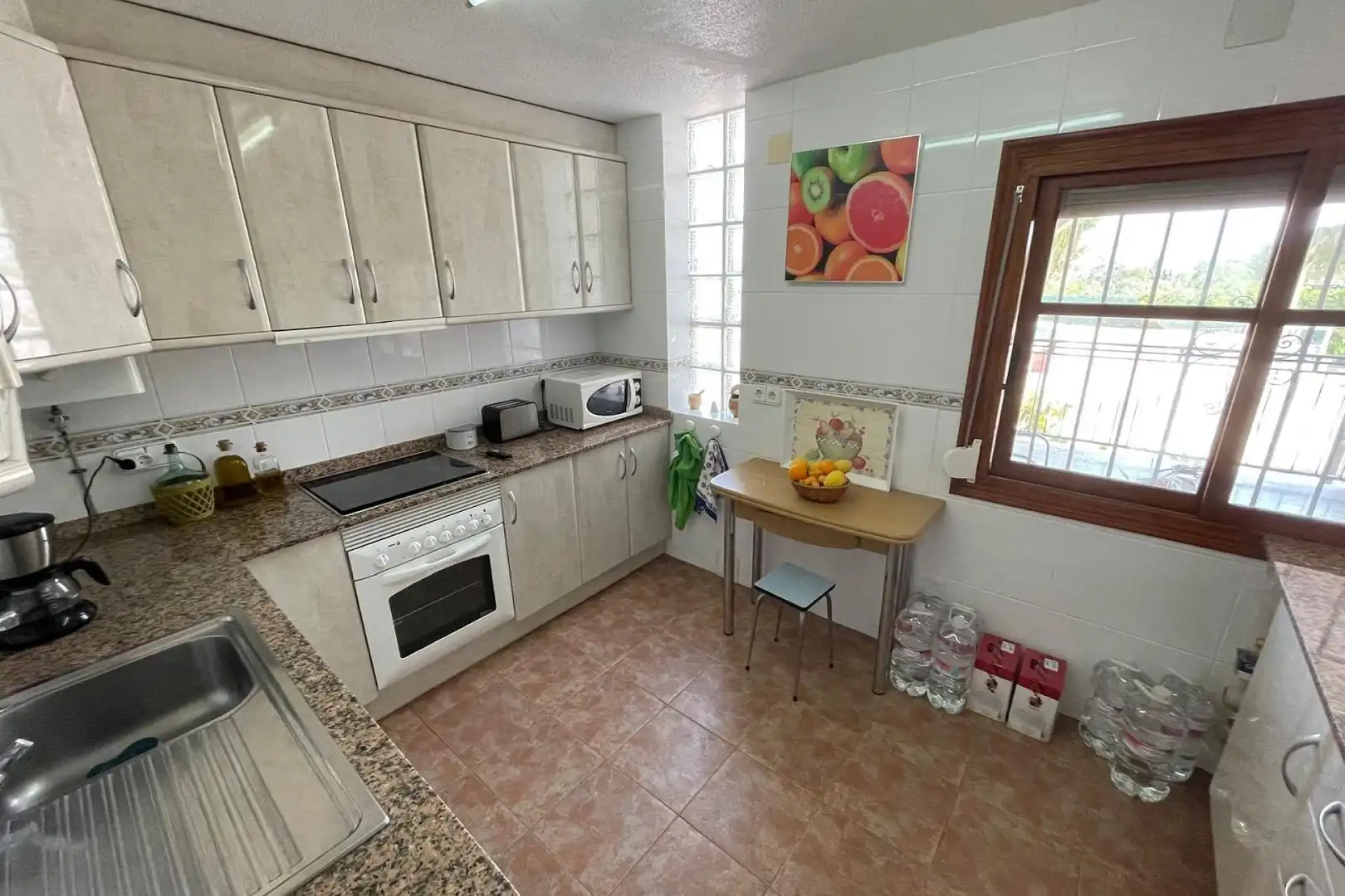 Cuina de Casa o xalet en venda en Elche / Elx amb Aire condicionat, Calefacció i Jardí privat