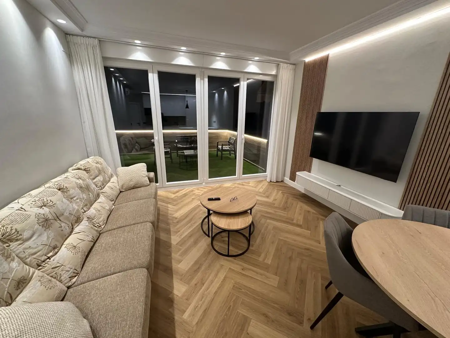Wohnzimmer von Wohnung zur Miete in Centro