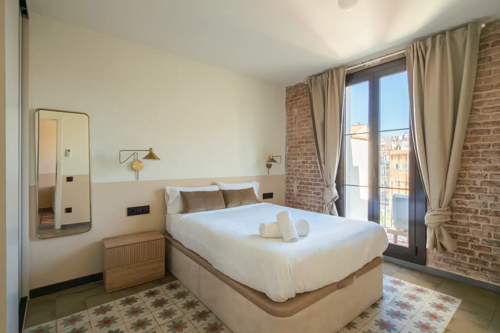 Schlafzimmer von Wohnungen zur Miete in Barcelona mit Klimaanlage, Heizung und Parkett
