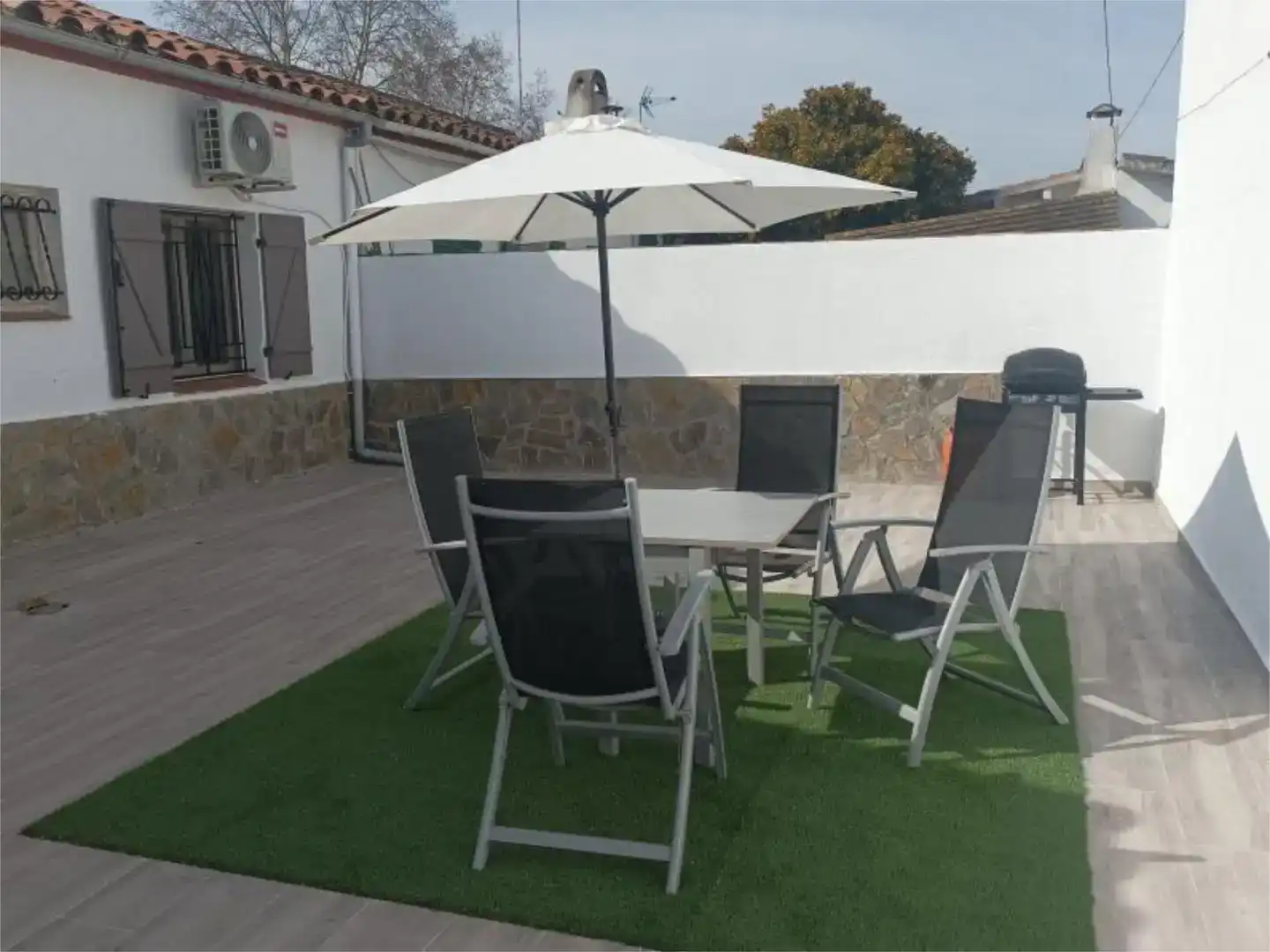 Terrassa de Pis de lloguer en Tordera amb Aire condicionat, Jardí privat i Traster