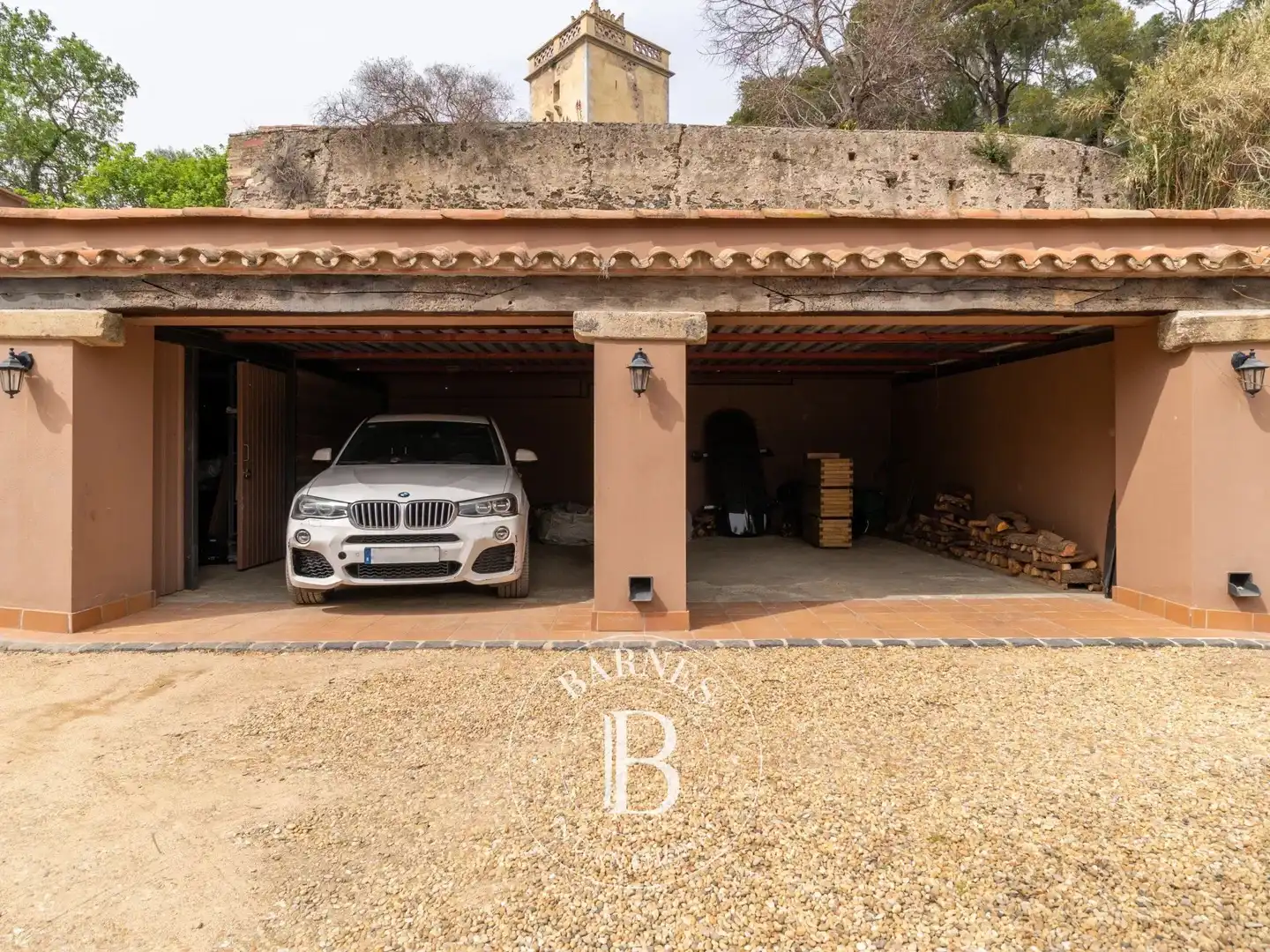 Aparcament de Casa o xalet en venda en Santa Susanna amb Aire condicionat, Calefacció i Jardí privat