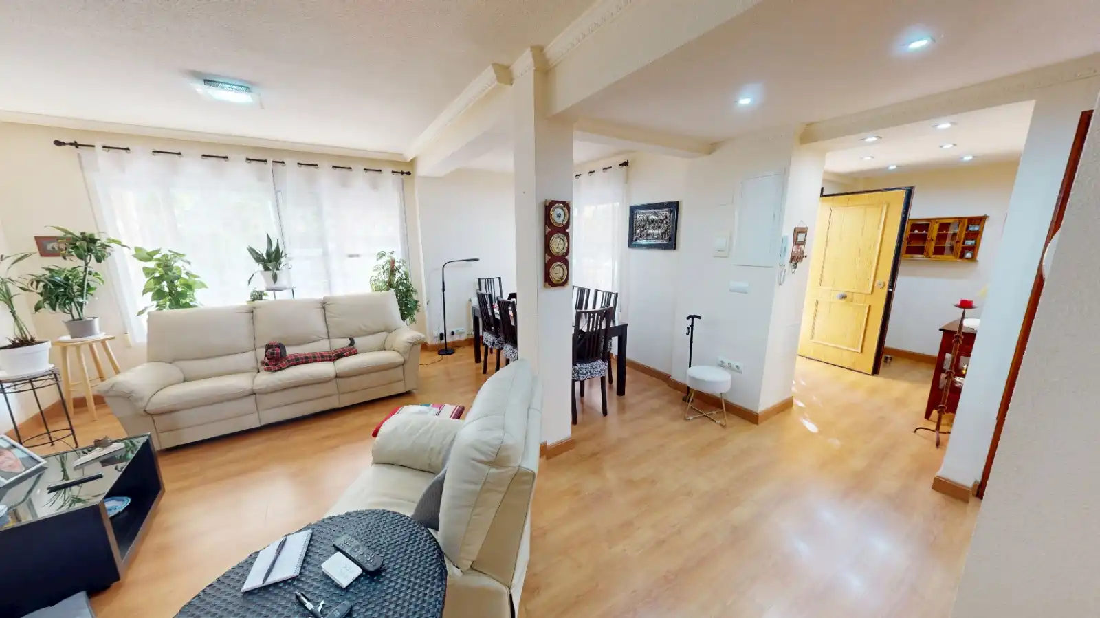 Sala de estar de Casa o chalet en venta en El Campello con Aire acondicionado, Calefacción y Jardín privado