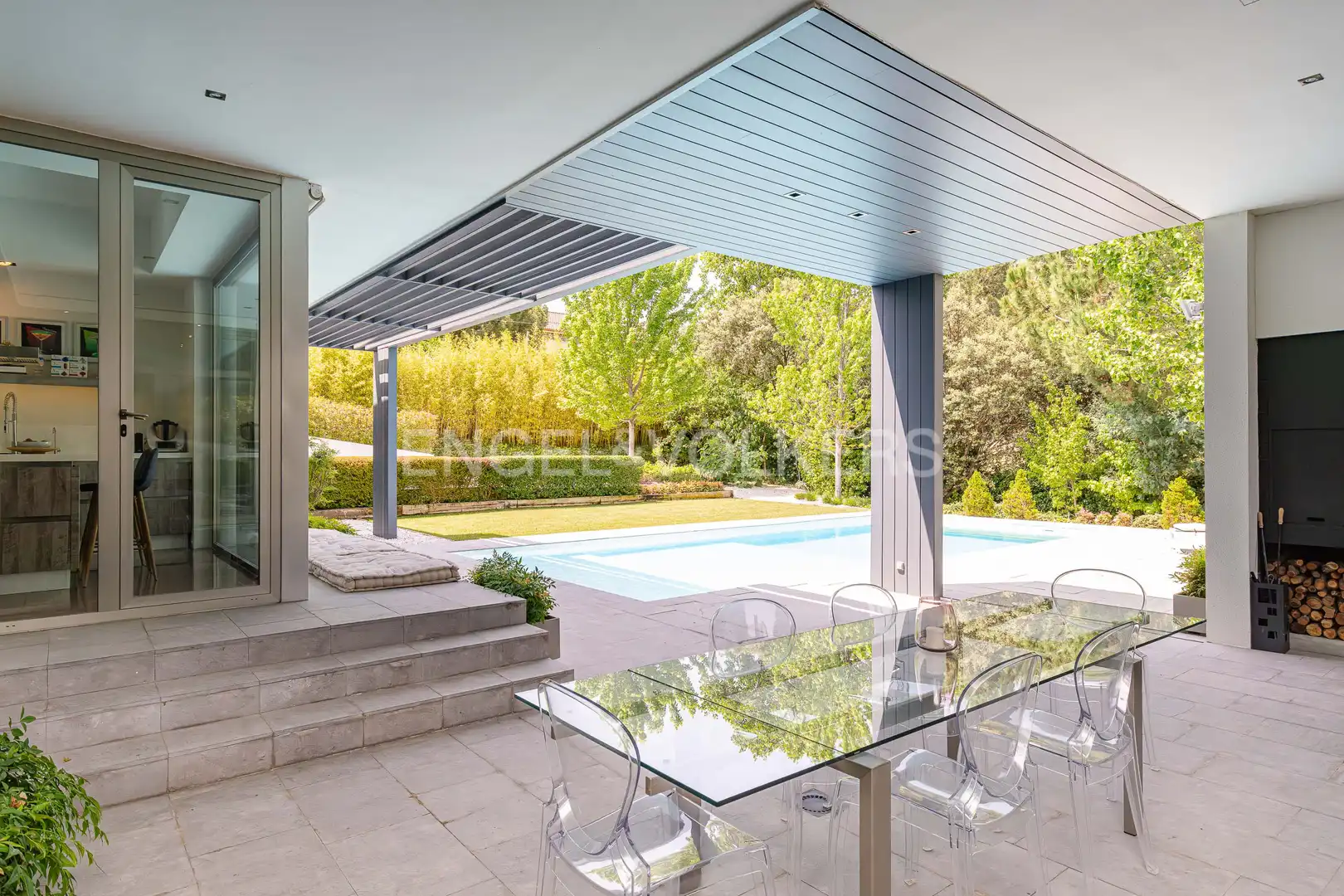 Terraza de Casa o chalet en venta en Boadilla del Monte con Aire acondicionado, Calefacción y Jardín privado