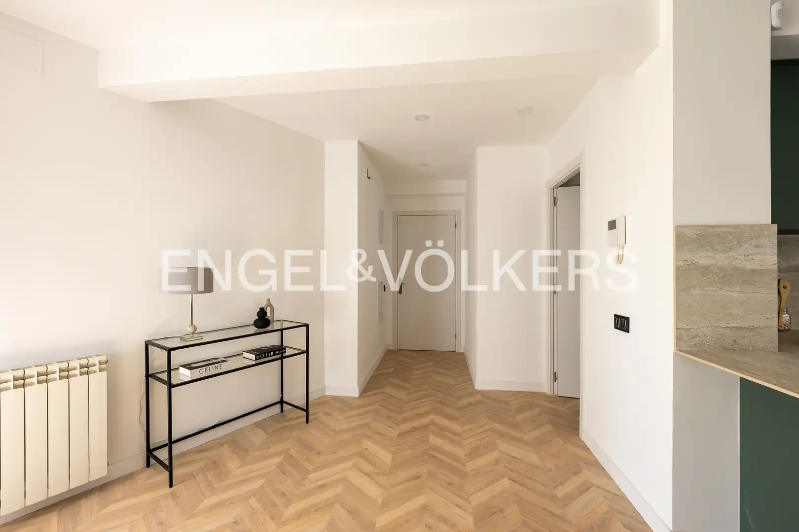 Flat for sale in Madrid  with Air Conditioner, Heating and Terrace