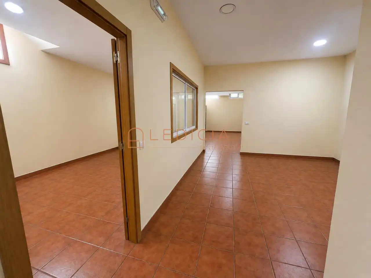 Flat for sale in Vigo   with Heating, Terrace and Furnished