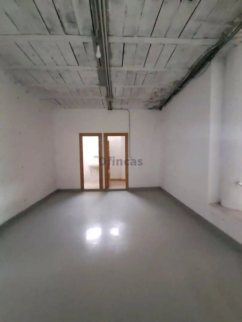 Business premises for sale in Camino Castralvo, imagen 5