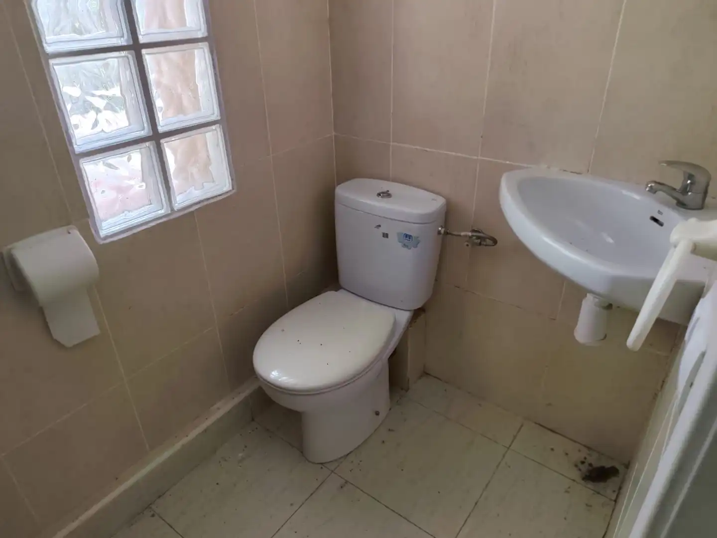 Baño de Casa o chalet en venta en Canyelles con Aire acondicionado, Calefacción y Jardín privado