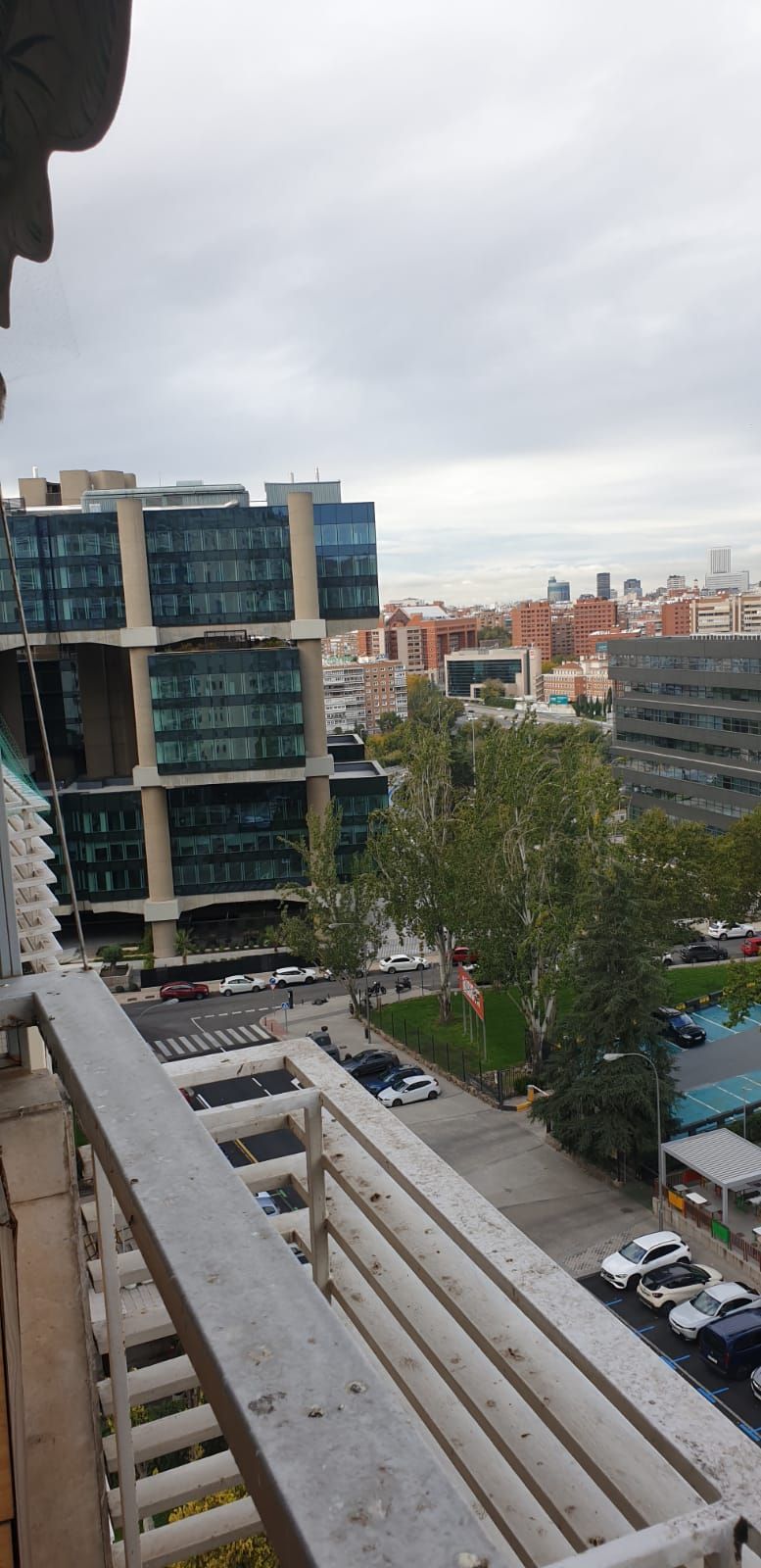 Vista exterior de Pis en venda en  Madrid Capital amb Calefacció, Terrassa i Traster