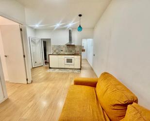 Sala d'estar de Apartament en venda en  Barcelona Capital