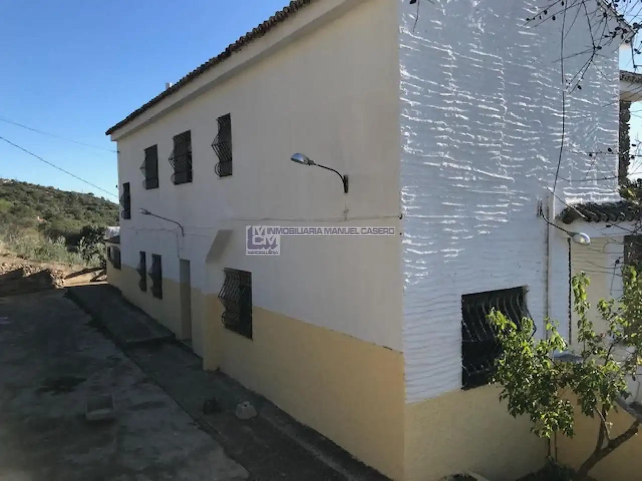 Vista exterior de Casa o chalet en venta en Cáceres con Calefacción, Jardín privado y Piscina