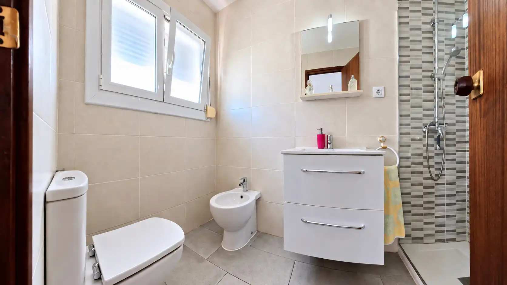 Dúplex con terraza en venta en Carrer de Cubelles, imagen 17