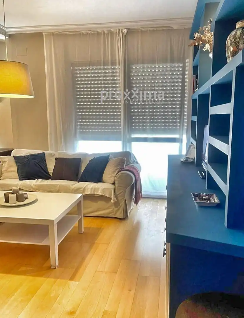 Living room of Flat for sale in Sevilla  with Air Conditioner and Terrace
