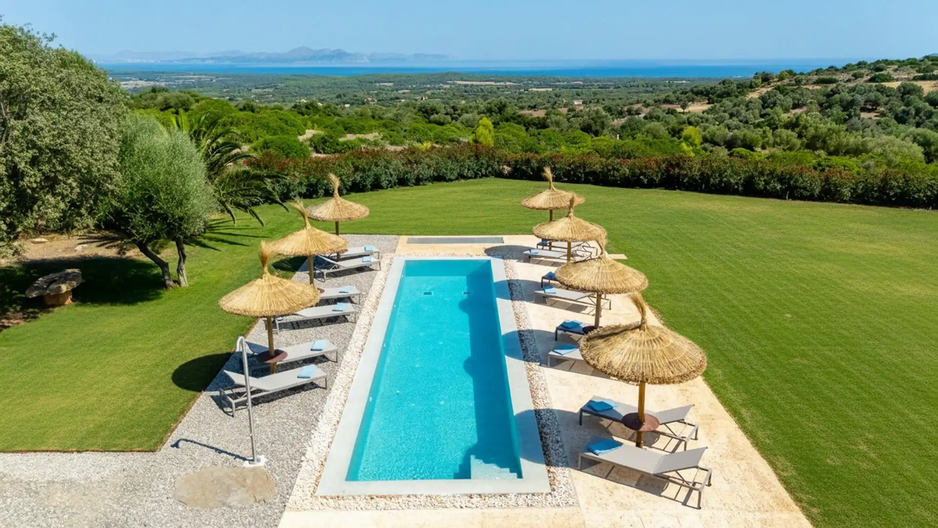 Swimming pool of Country homes for sale in Sant Llorenç des Cardassar  with Air Conditioner, Heating and Private garden