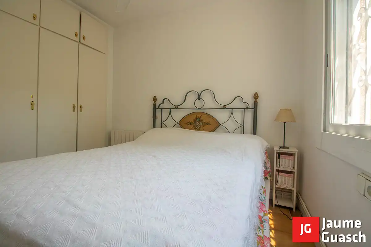 Schlafzimmer von Erdgeschoss zum Verkauf in Torredembarra mit Klimaanlage, Heizung und Terrasse