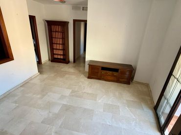Apartamento con balcón en venta en Calle Ruiz de Somavia