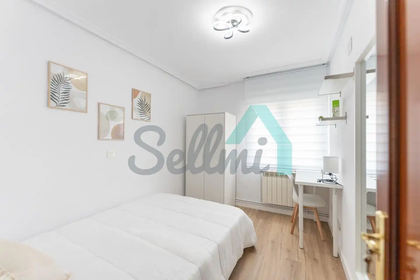Schlafzimmer von Wohnung zur untervermieten in Oviedo  mit Heizung, Möbliert und Internet