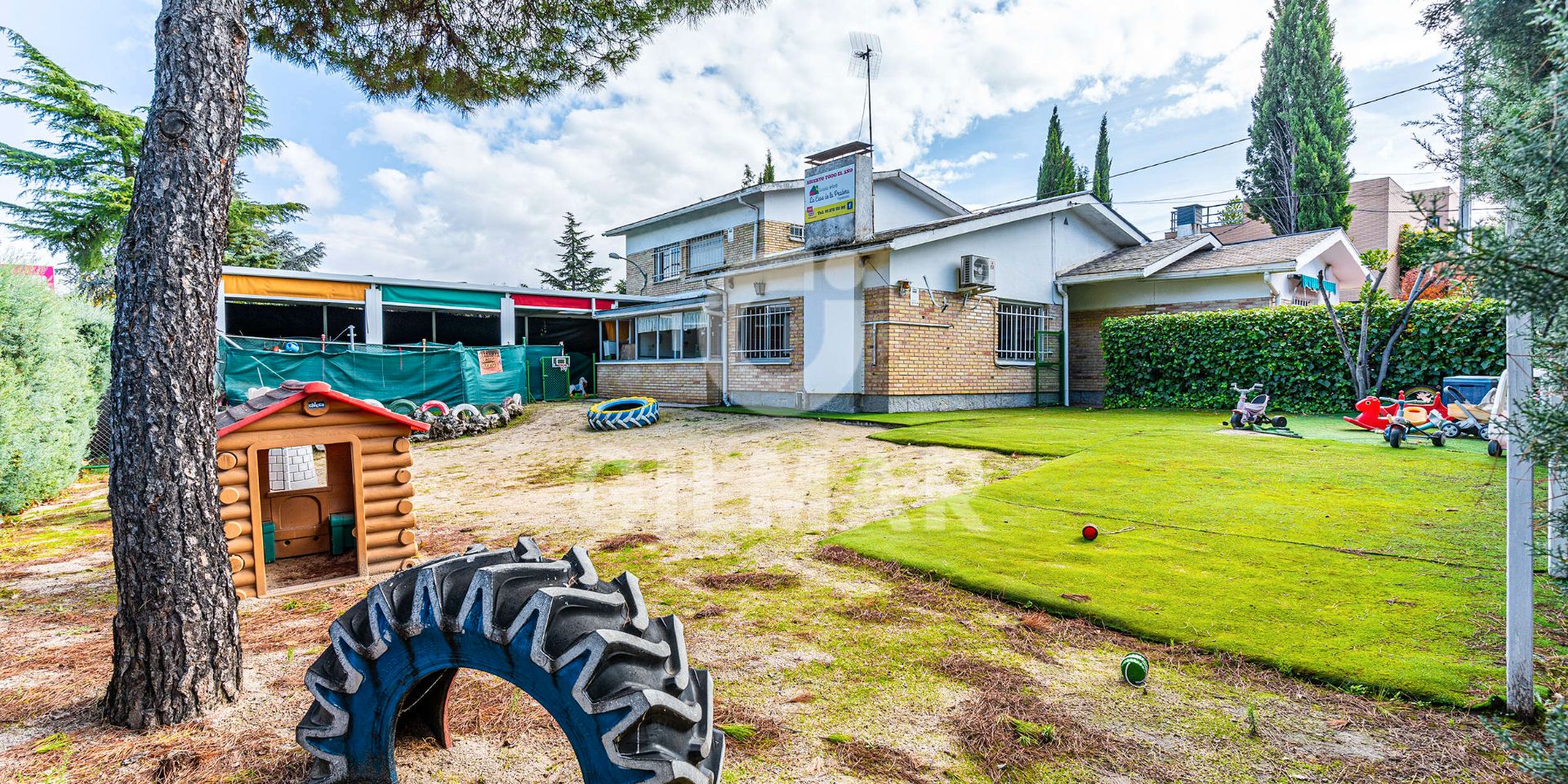 Exterior view of House or chalet for sale in Majadahonda  with Heating, Private garden and Swimming Pool
