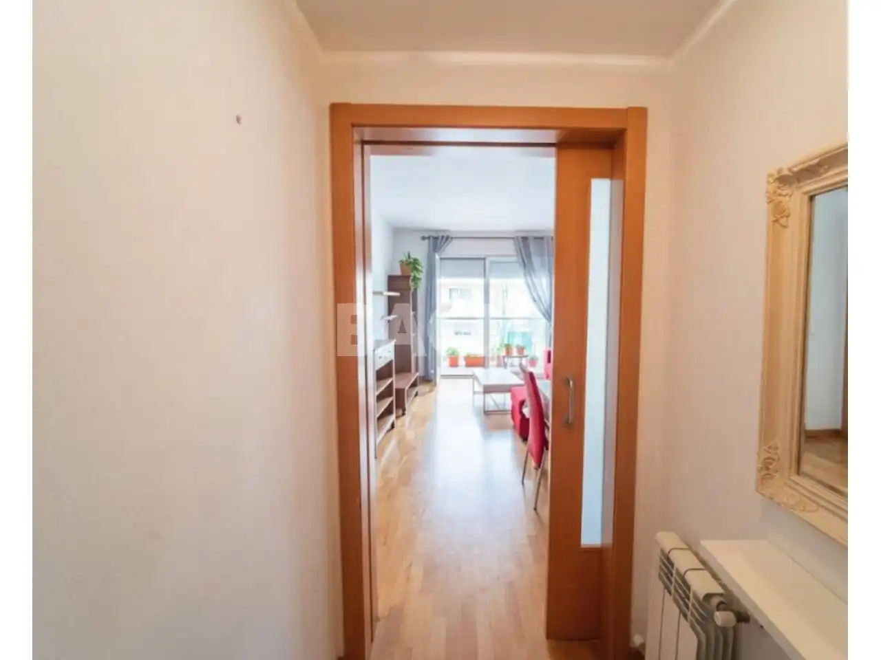 Piso en venta en Vic con Calefacción, Parquet y Balcón