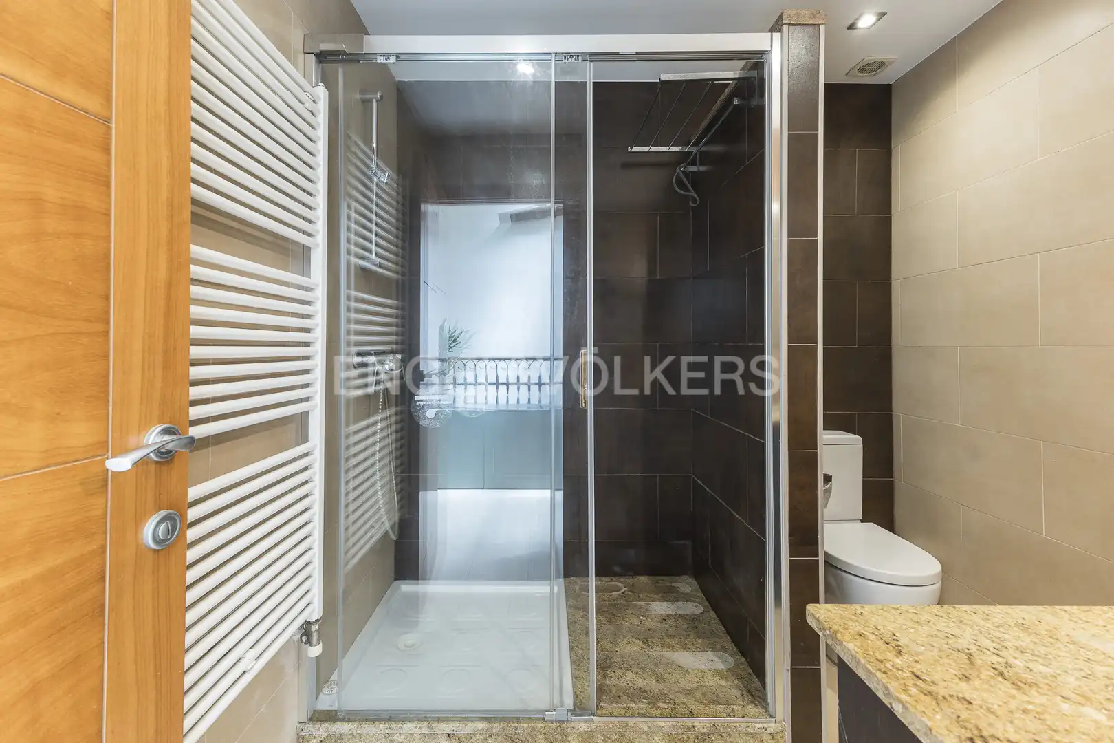Bathroom of Houses for sale in Barcelona  with Air Conditioner, Heating and Terrace