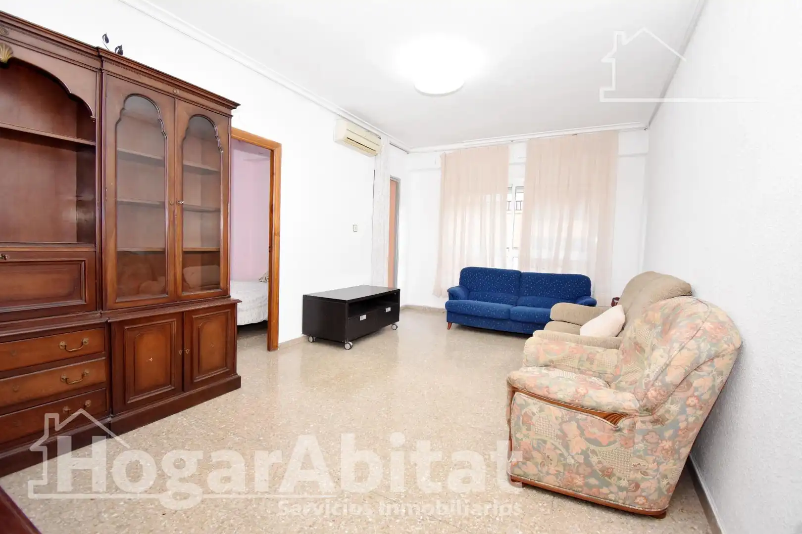 Sala de estar de Piso en venta en Camí Reial 
