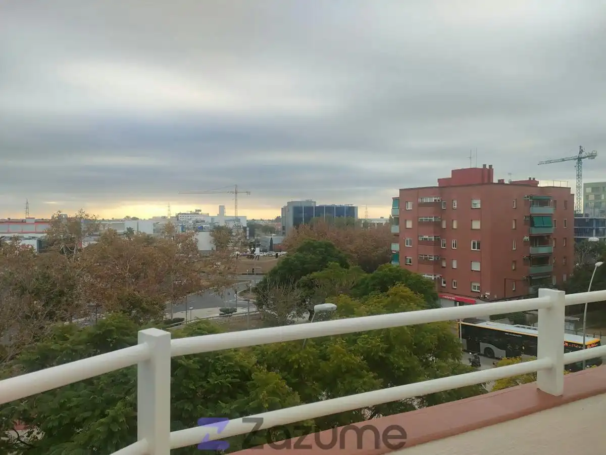 Exterior view of Attic for rent in Sant Boi de Llobregat  with Air Conditioner, Heating and Parquet flooring