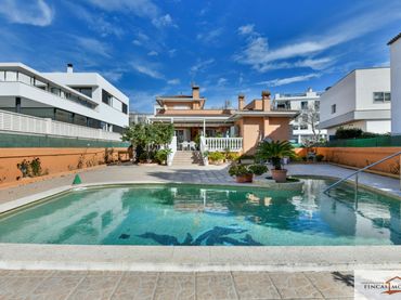 Xalet amb piscina en venda a Platja de Palma